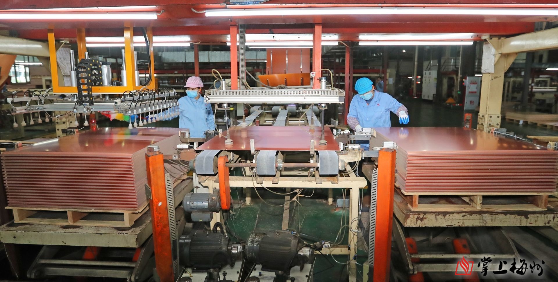 工業(yè)技改增產(chǎn)能 疫情之下“選客戶”！威利邦電子2021年產(chǎn)值突破10億元大關(guān)